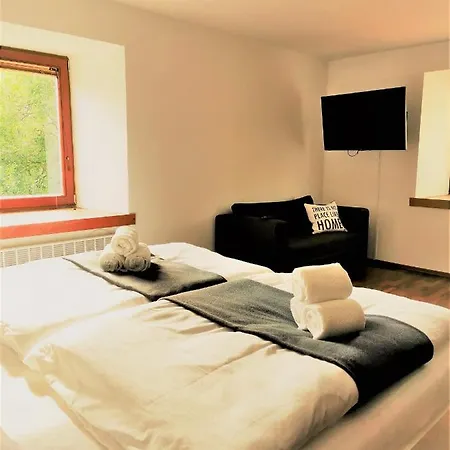 Pur Pikovo * Crna na Koroskem